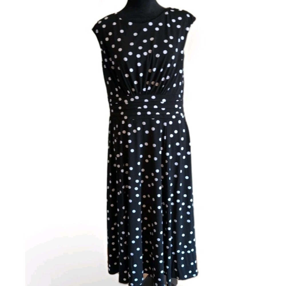 Sangria‎ Black/White Polk A Dot Fit & Flare Mid Length Side Zip Stretch Wedding